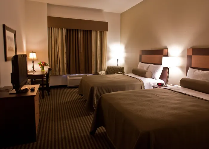 Hotel Spark By Hilton Phoenix East 3*