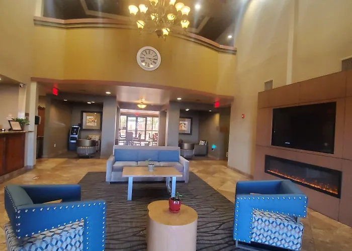 Spark By Hilton Phoenix East