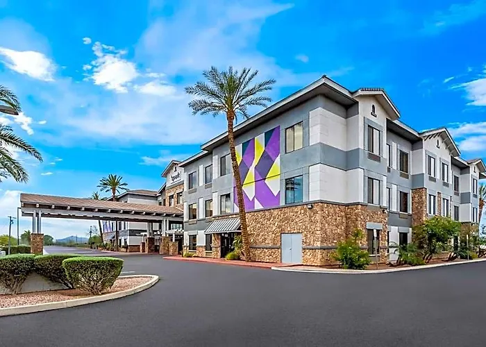 Spark By Hilton Phoenix East Hotel 3*