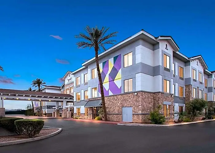 Hotel Spark By Hilton Phoenix East 3*