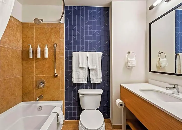 Hotel Spark By Hilton Phoenix East Mesa