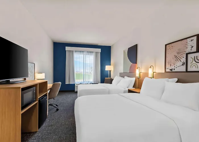 Hotel Spark By Hilton Phoenix East 3*